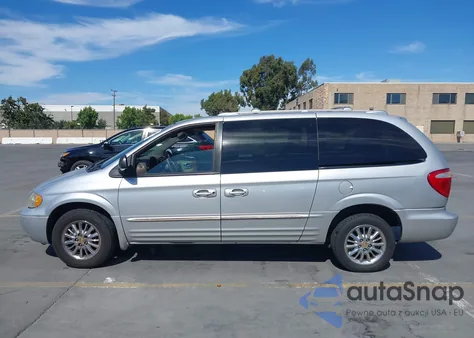 2002 Chrysler Town & Country Limited из США, поврежденный, VIN 2C8GT64L62R683472